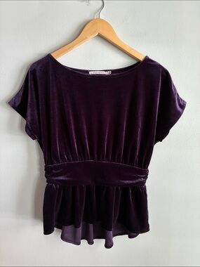 Ellison Plum Purple Velvet Peplum Top Medium Short Sleeve Stretch Blouse